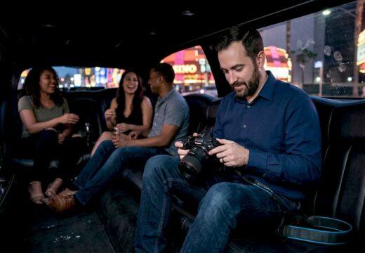 What is event photography in limo tours: a complete guide